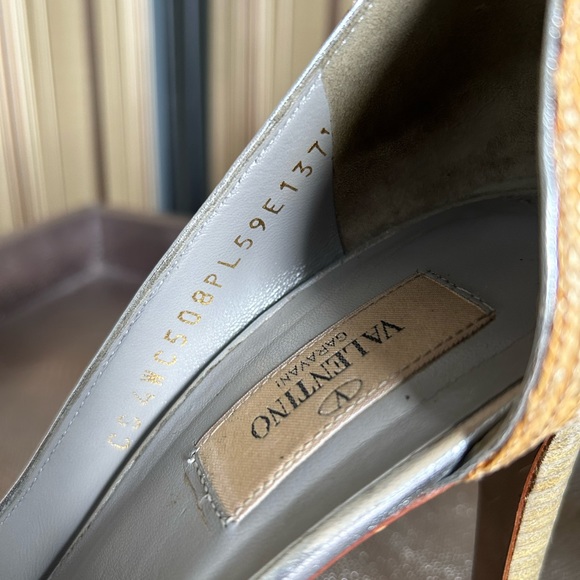Valentino Size 7.5 Raffia heels - Picture 8 of 15